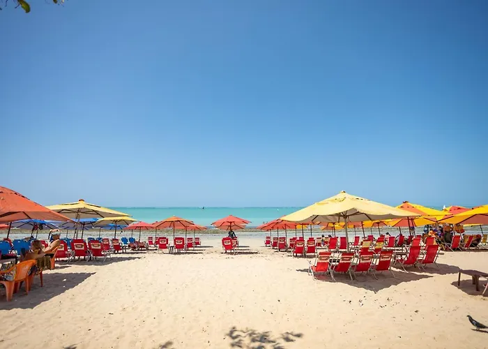 Apto A 550M Da Praia Dos Sete Coqueiros, Em Maceio