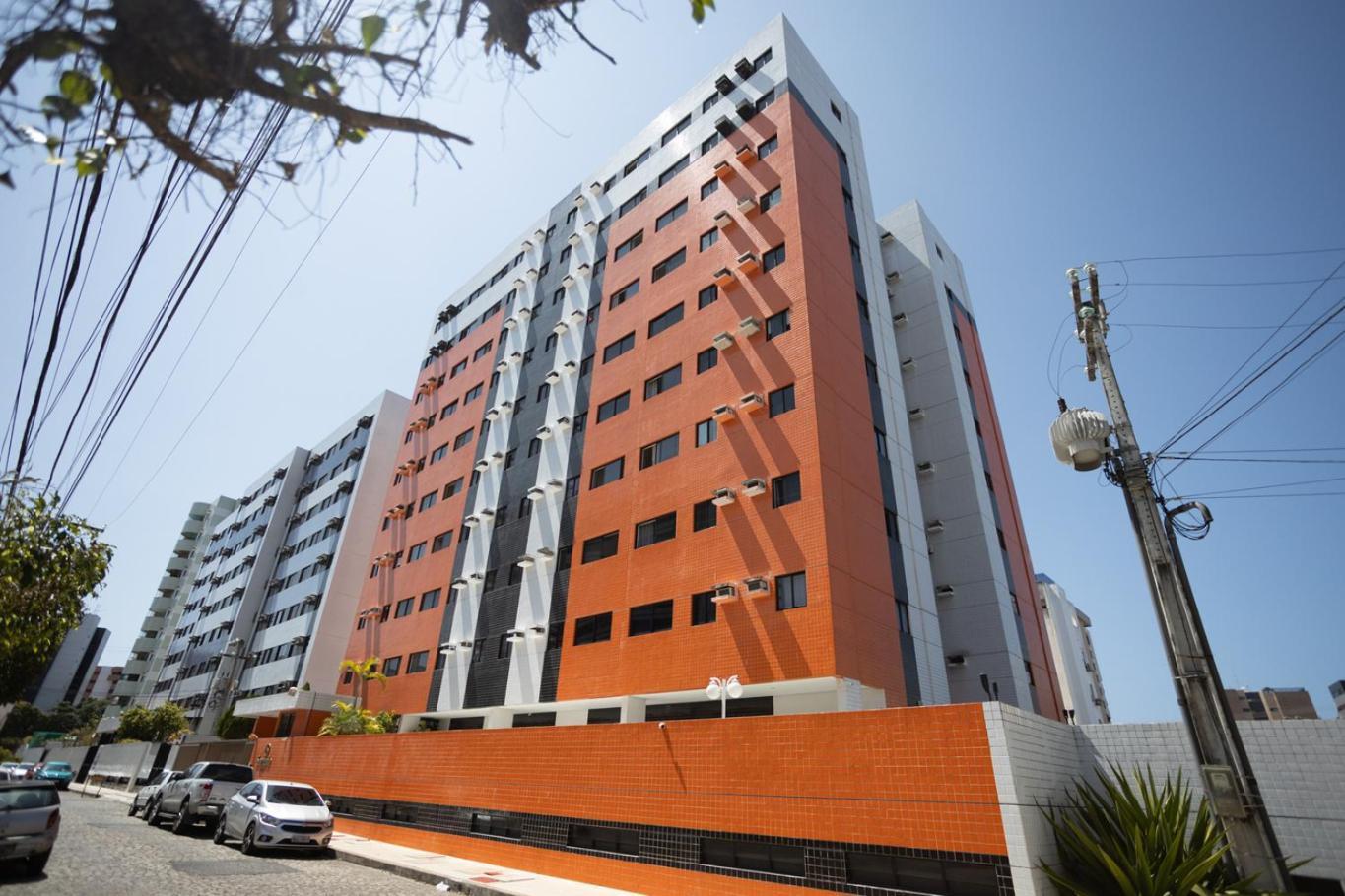 Apto A 550m Da Praia Dos Sete Coqueiros, Em