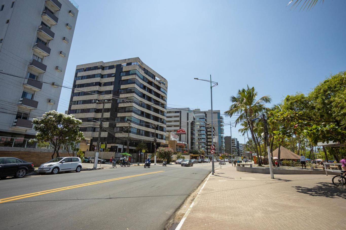 Apto A 550m Da Praia Dos Sete Coqueiros, Em * Maceió