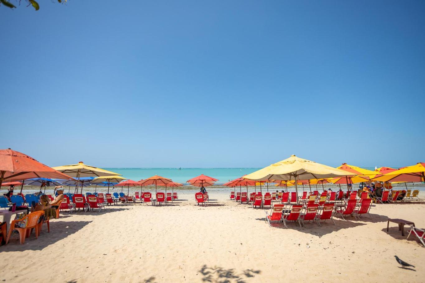 Apto A 550m Da Praia Dos Sete Coqueiros, Em Maceió
